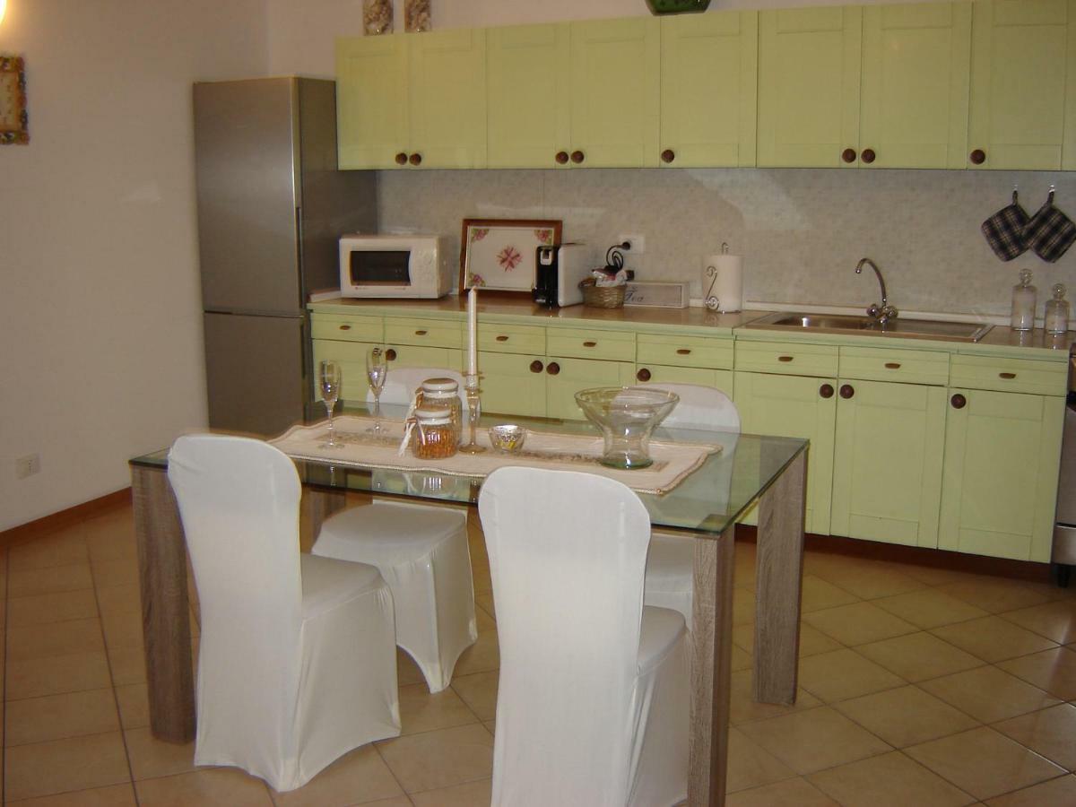 Casa Del Sole Appartamento N° 2 White And Gold Room Gavardo Extérieur photo