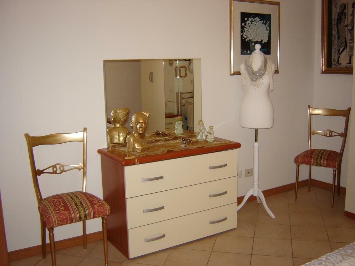 Casa Del Sole Appartamento N° 2 White And Gold Room Gavardo Extérieur photo