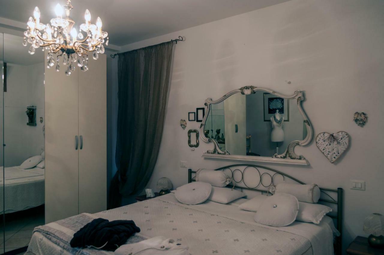 Casa Del Sole Appartamento N° 2 White And Gold Room Gavardo Extérieur photo